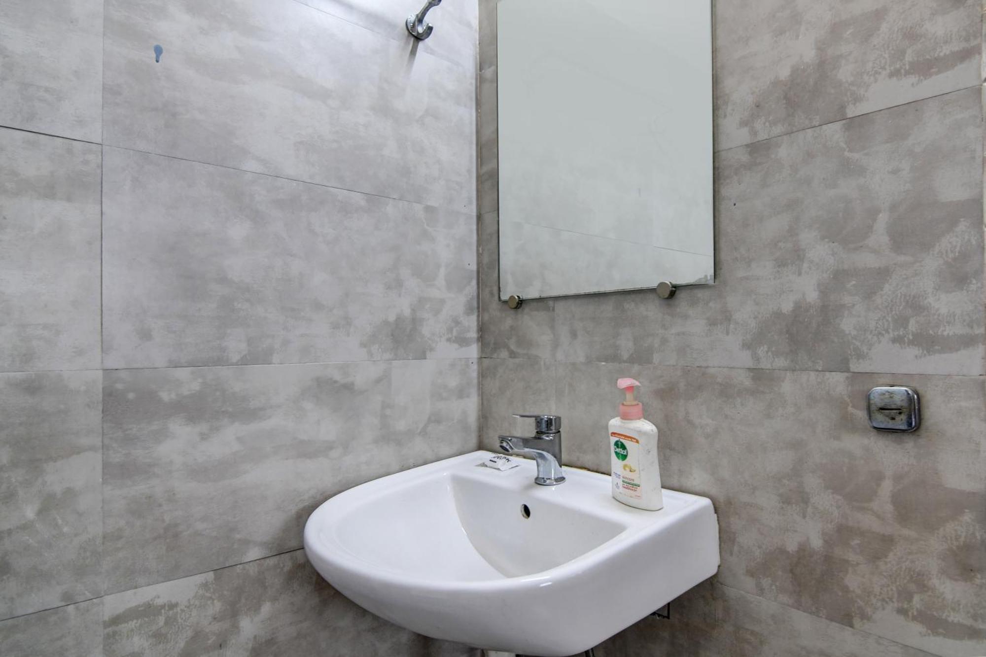 Hotel O Sunshine Near Netaji Subhash Chandra Bose International Airport Gauripur  Exteriör bild